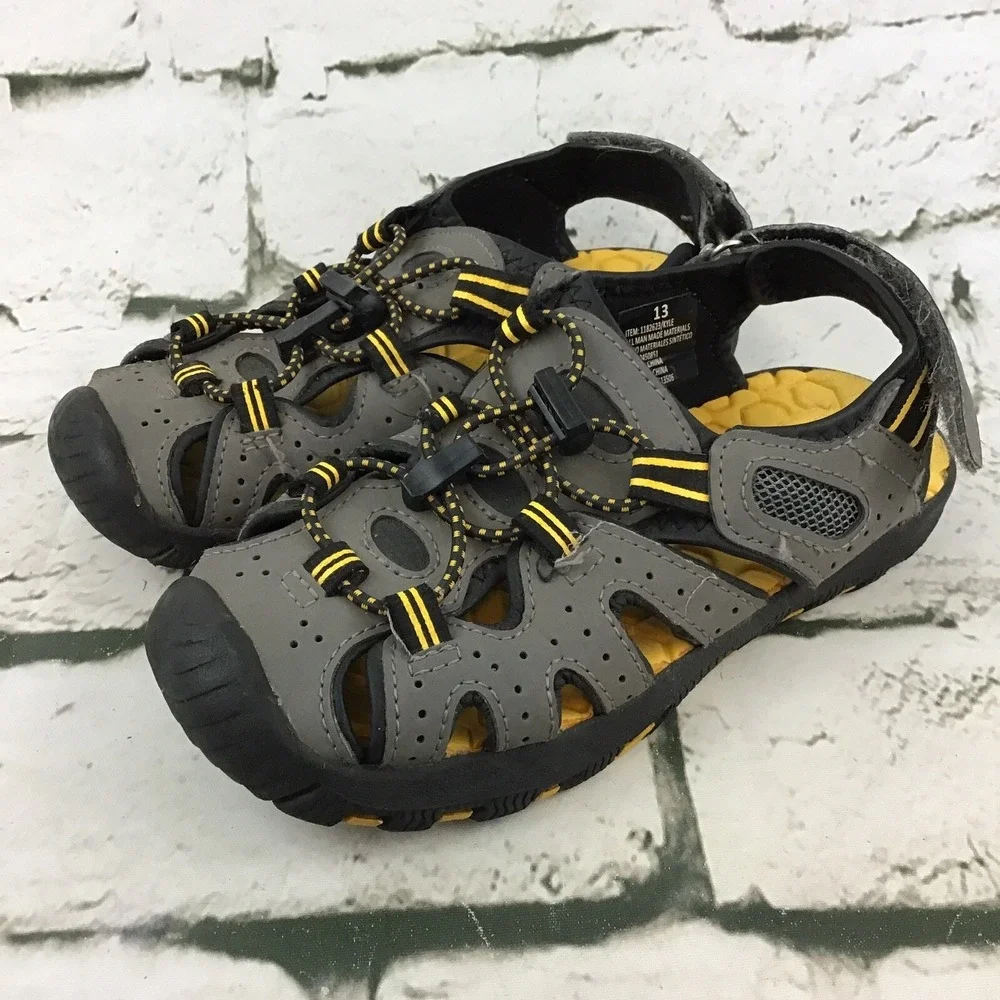 Khombu Boys Sz 13 Kyle Hiking Sandals Water Resistant Trail Shoes